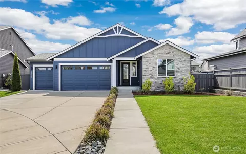2678 Terry Ct, Enumclaw, WA 98022