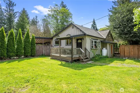14616 681st Ave NE, Baring, WA 98224
