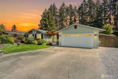 1802 70th Pl SE, Everett, WA 98203