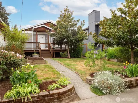 4513 Cascadia Ave S, Seattle, WA 98118