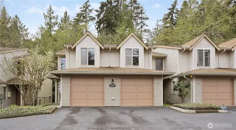 4719 NW Walgren Dr #D-101, Silverdale, WA 98383