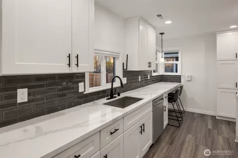 Kitchen - 3017 15th Ave S, Seattle, WA 98144 photo 4 of 4