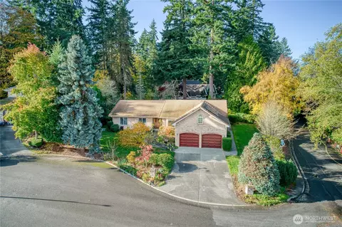 7810 175th St SW, Edmonds, WA 98026