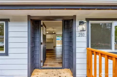 280 E Wood Ln, Shelton, WA 98584