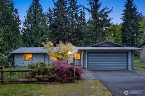 20621 SE 159th St, Renton, WA 98059