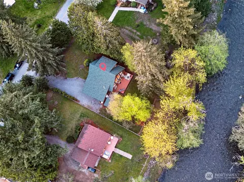 23933 SE 238th St, Maple Valley, WA 98038