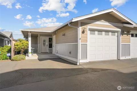 3617 Portage Ln, Anacortes, WA 98221
