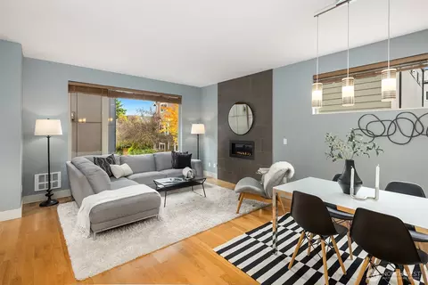 1550 NW 60th St, Seattle, WA 98107