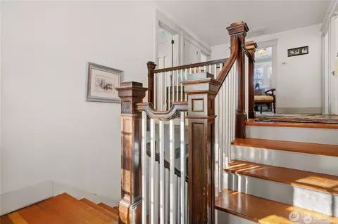 Entry Way - 612 E Birch St, Waterville, WA 98858 photo 1 of 1