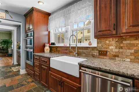 Kitchen - 612 E Birch St, Waterville, WA 98858 photo 4 of 11