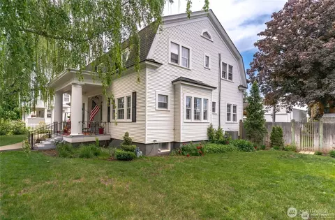 Exterior - 612 E Birch St, Waterville, WA 98858 photo 6 of 7