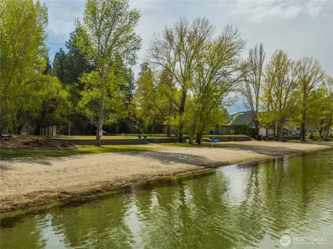 41 Champerty Rd, Oroville, WA 98844