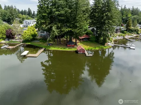 3621 Walthew Dr SE, Lacey, WA 98503