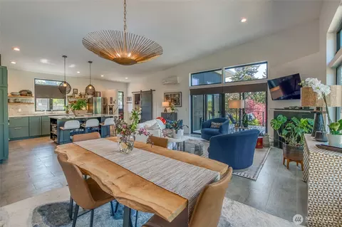 Dining - 183 Spruce St, Eastsound, WA 98245 photo 1 of 1