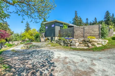 Exterior - 183 Spruce St, Eastsound, WA 98245 photo 11 of 11