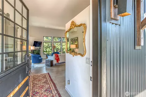 Entry Way - 183 Spruce St, Eastsound, WA 98245 photo 1 of 3