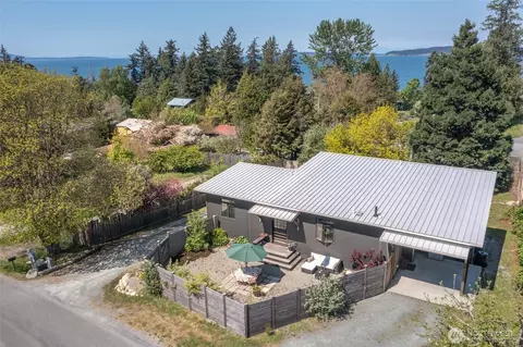183 Spruce St, Eastsound, WA 98245