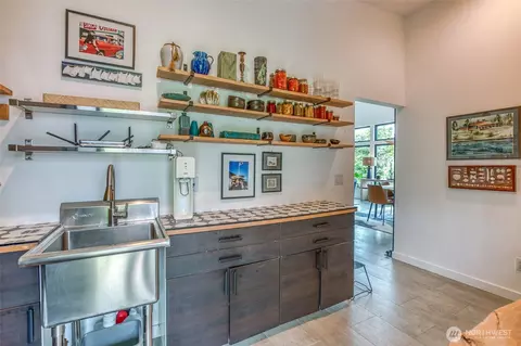 Kitchen - 183 Spruce St, Eastsound, WA 98245 photo 5 of 5