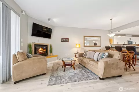 262 Oyhut Bay Blvd SW #101, Ocean Shores, WA 98569