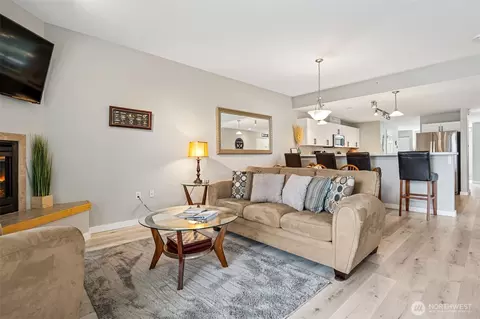 262 Oyhut Bay Blvd SW #101, Ocean Shores, WA 98569