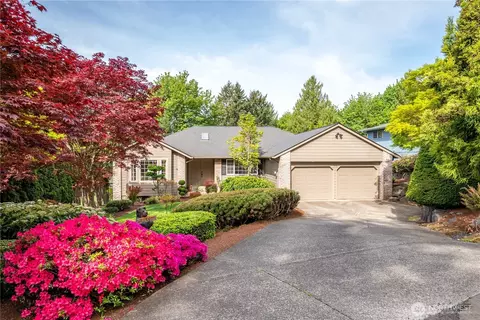 108 Sunset Ln, Longview, WA 98632