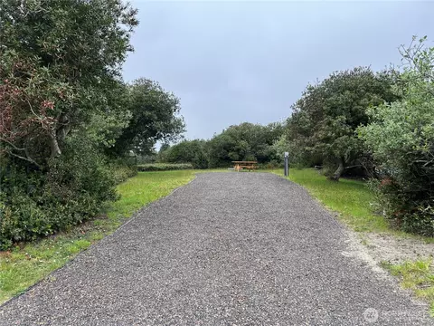 368 Marine View Dr SW, Ocean Shores, WA 98569