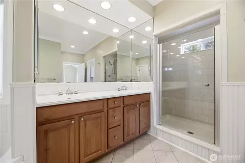 Bath - 40109 278th Ave SE, Enumclaw, WA 98022 photo 3 of 5