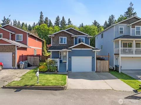 6994 E Dakota St, Port Orchard, WA 98366