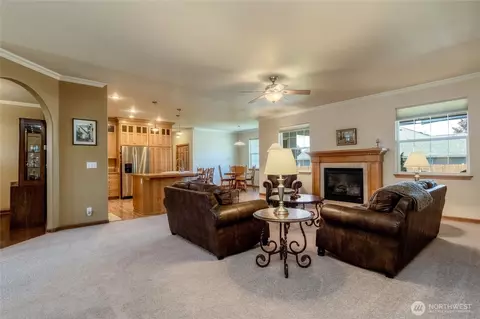 Living - 1972 Gemstone Dr, Walla Walla, WA 99362 photo 2 of 2