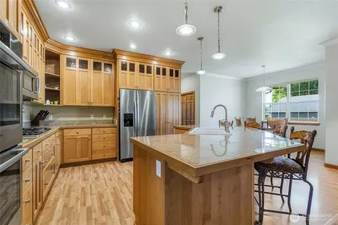 Kitchen - 1972 Gemstone Dr, Walla Walla, WA 99362 photo 4 of 6