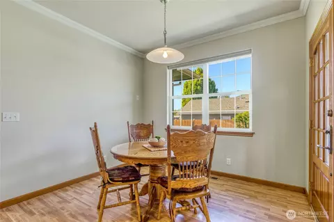 Dining - 1972 Gemstone Dr, Walla Walla, WA 99362 photo 1 of 3