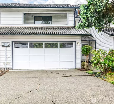 4201 NE 5th St # 4117, Renton, WA 98059