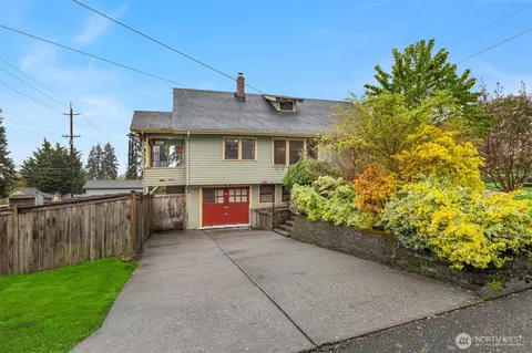 Exterior - 4501 S 4th Ave, Everett, WA 98203 photo 6 of 8