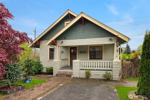 Exterior - 4501 S 4th Ave, Everett, WA 98203 photo 7 of 8