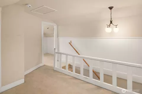 Entry Way - 4501 S 4th Ave, Everett, WA 98203 photo 4 of 4