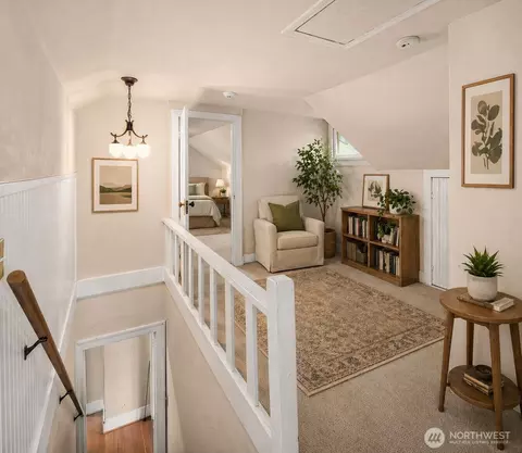 Entry Way - 4501 S 4th Ave, Everett, WA 98203 photo 3 of 4