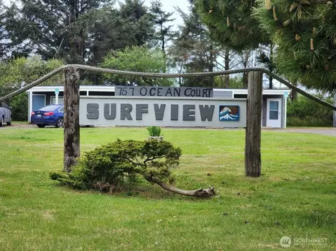 757 Ocean Ct NW #20, Ocean Shores, WA 98569
