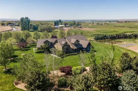 5736 Frog Hollow Rd, Touchet, WA 99360