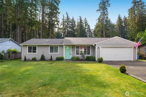 810 E Lakeshore Dr W, Shelton, WA 98584
