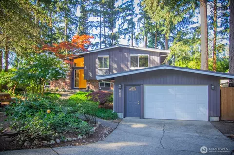 4616 62nd Ave W, University Place, WA 98466