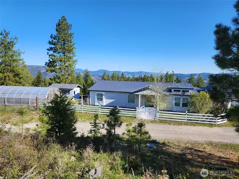83 Burbank Pl, Republic, WA 99166