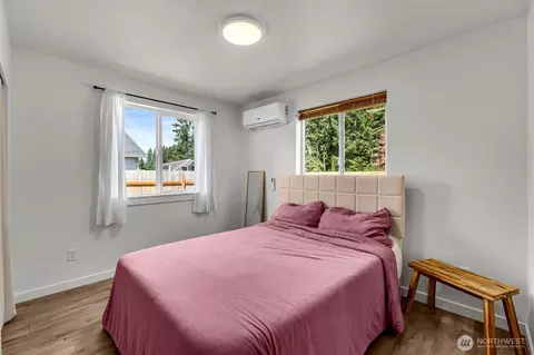 Bedroom - 2003 Apple Rd, Winlock, WA 98596 photo 1 of 6