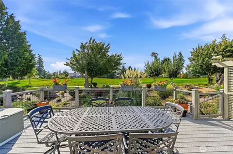 23041 NE 127th Way, Redmond, WA 98053