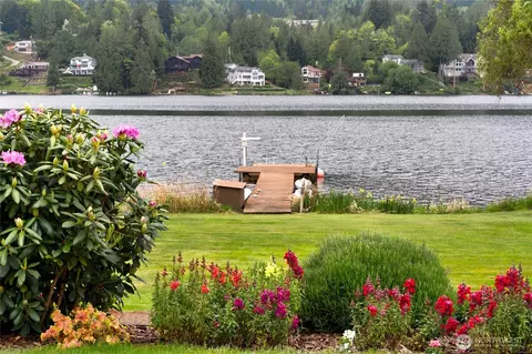 24160 N West View Rd, Mount Vernon, WA 98274