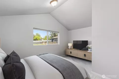 Bedroom - 135 171st St E, Spanaway, WA 98387 photo 3 of 4