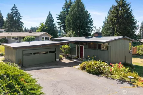 29815 10th Ave SW, Federal Way, WA 98023