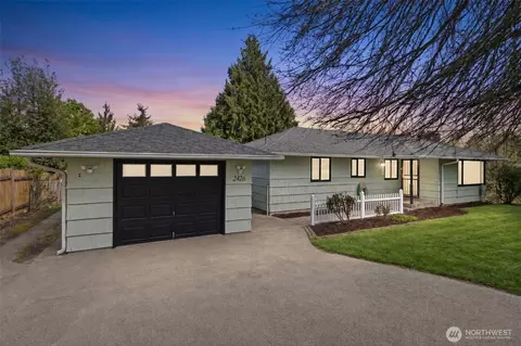 2426 S 142nd St, Seatac, WA 98168