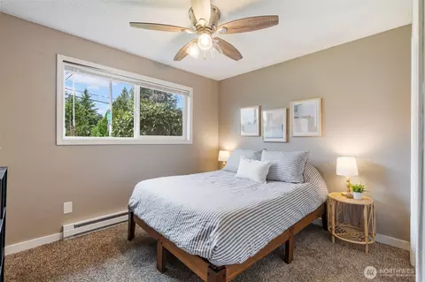Bedroom - 720 32nd Ave, Longview, WA 98632 photo 3 of 7