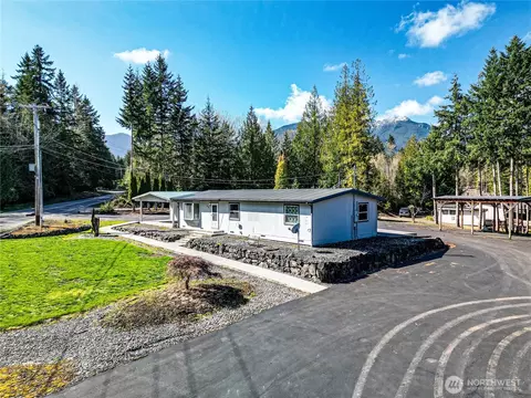 3962 Deer Park Rd, Port Angeles, WA 98362