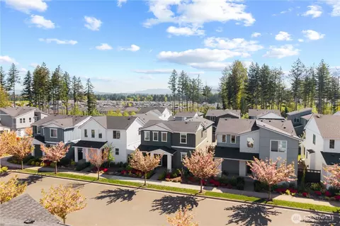33136 Holly Ave SE, Black Diamond, WA 98010